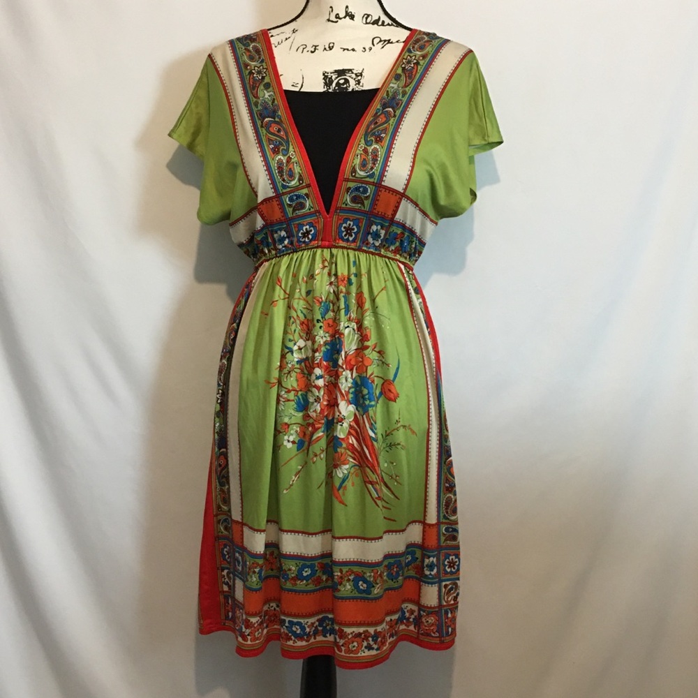 Flying Tomato Low V Neck Short Dress Size Small - Picture 2 of 7